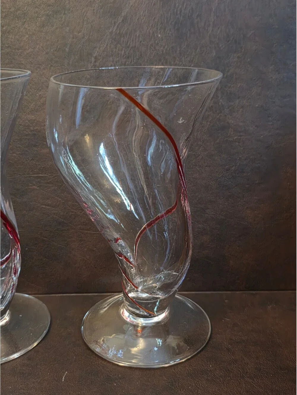 Set of 3 PIER 1 Swirline Red Curved Milkshake or Cocktail Glasses 6.5”  16 oz